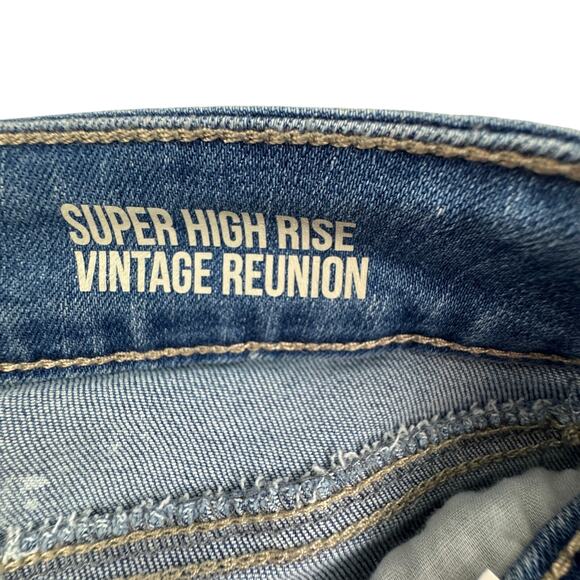 Rewash Super High Rise Distressed Cutoff Stretch Denim Shorts Junior's Size 11 - Picture 4 of 7